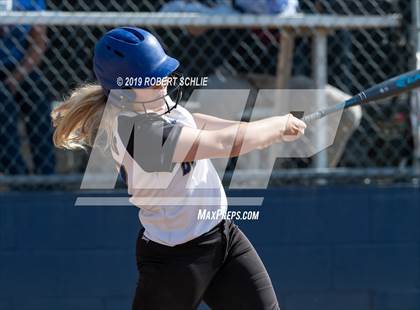 Thumbnail 3 in Del Campo @ Oak Ridge photogallery.