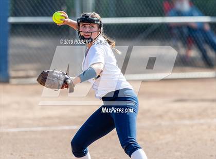Thumbnail 3 in Del Campo @ Oak Ridge photogallery.