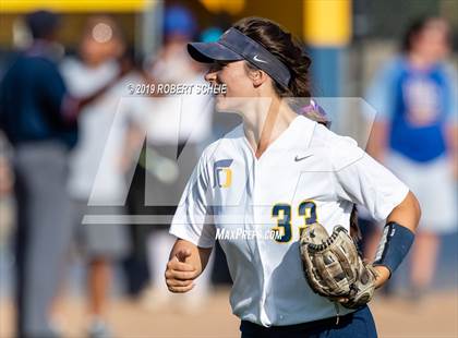 Thumbnail 3 in Del Campo @ Oak Ridge photogallery.