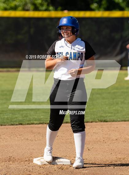 Thumbnail 1 in Del Campo @ Oak Ridge photogallery.
