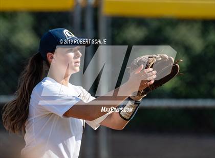 Thumbnail 2 in Del Campo @ Oak Ridge photogallery.