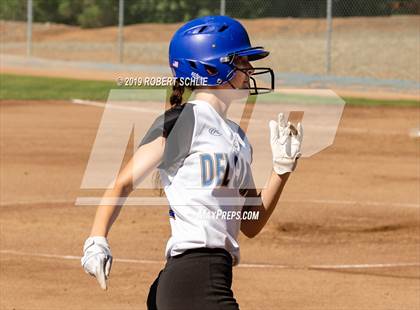 Thumbnail 3 in Del Campo @ Oak Ridge photogallery.