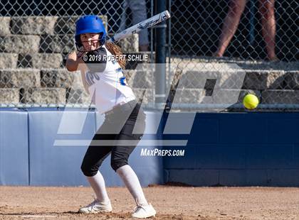 Thumbnail 3 in Del Campo @ Oak Ridge photogallery.