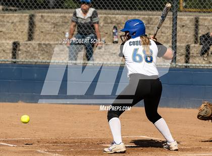 Thumbnail 1 in Del Campo @ Oak Ridge photogallery.