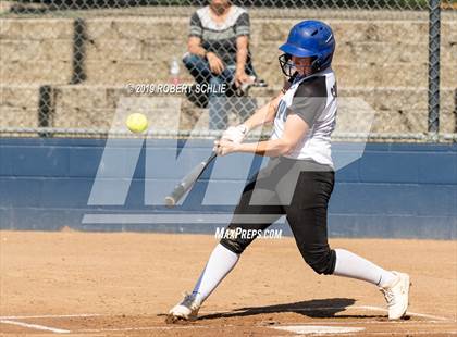 Thumbnail 1 in Del Campo @ Oak Ridge photogallery.