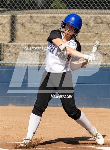 Thumbnail 3 in Del Campo @ Oak Ridge photogallery.