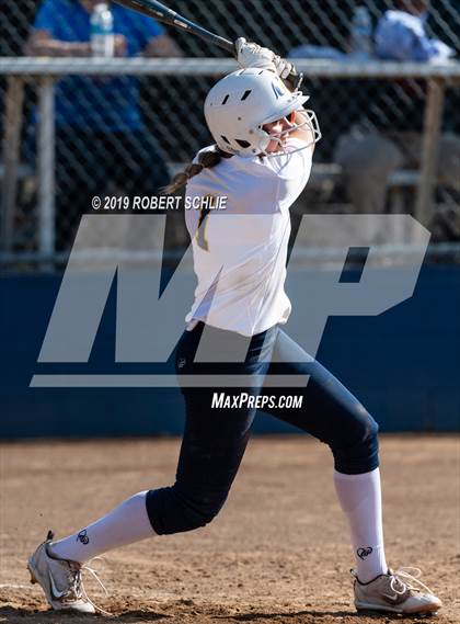 Thumbnail 2 in Del Campo @ Oak Ridge photogallery.