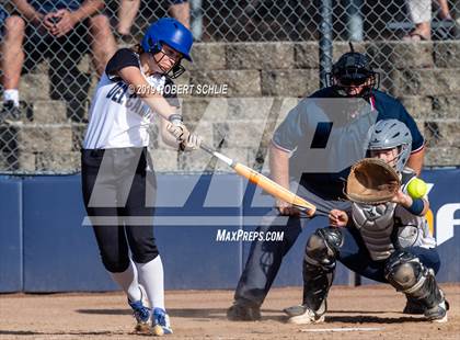 Thumbnail 3 in Del Campo @ Oak Ridge photogallery.