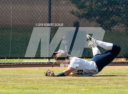 Thumbnail 3 in Del Campo @ Oak Ridge photogallery.