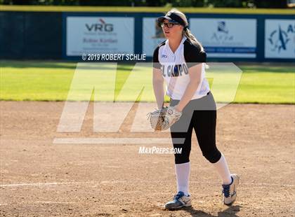 Thumbnail 1 in Del Campo @ Oak Ridge photogallery.