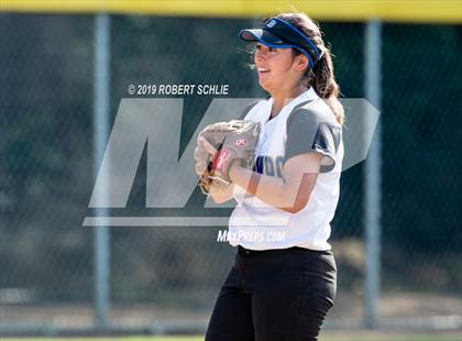 Thumbnail 2 in Del Campo @ Oak Ridge photogallery.
