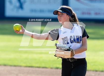 Thumbnail 1 in Del Campo @ Oak Ridge photogallery.