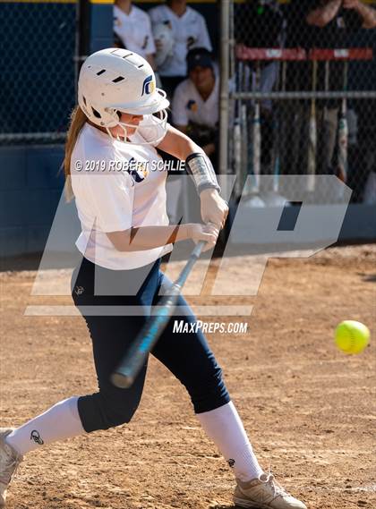 Thumbnail 2 in Del Campo @ Oak Ridge photogallery.