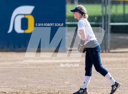 Thumbnail 2 in Del Campo @ Oak Ridge photogallery.