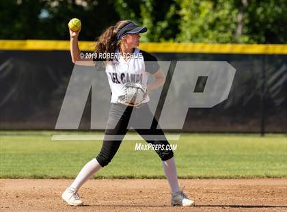 Thumbnail 1 in Del Campo @ Oak Ridge photogallery.