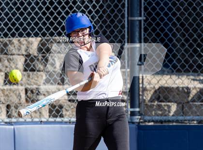 Thumbnail 3 in Del Campo @ Oak Ridge photogallery.