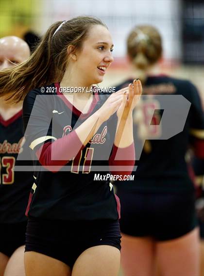 Thumbnail 3 in Fossil Ridge vs Keller Central photogallery.