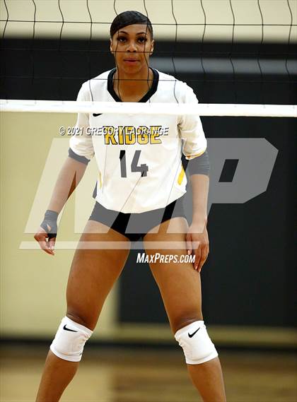 Thumbnail 1 in Fossil Ridge vs Keller Central photogallery.