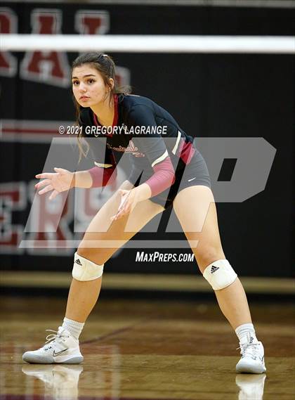 Thumbnail 3 in Fossil Ridge vs Keller Central photogallery.