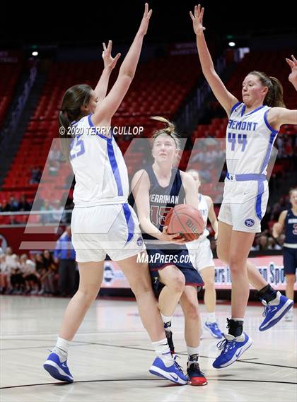 Thumbnail 2 in Herriman vs. Fremont (UHSAA 6A Quarterfinal) photogallery.