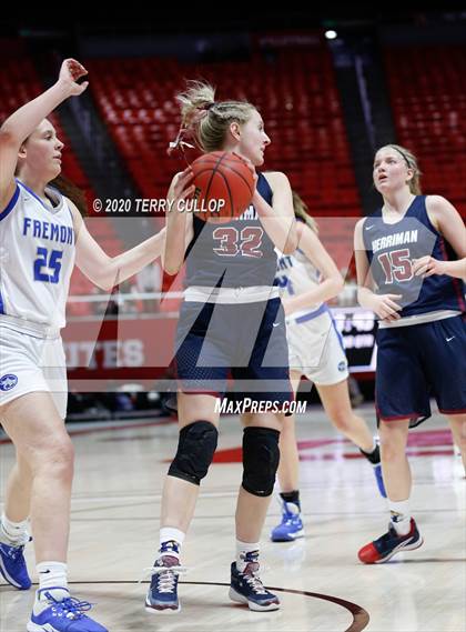Thumbnail 3 in Herriman vs. Fremont (UHSAA 6A Quarterfinal) photogallery.