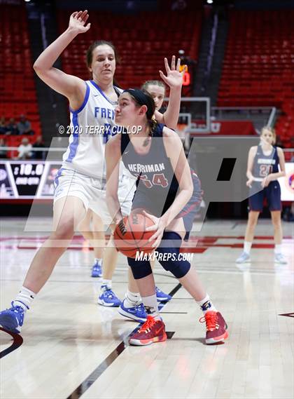 Thumbnail 3 in Herriman vs. Fremont (UHSAA 6A Quarterfinal) photogallery.