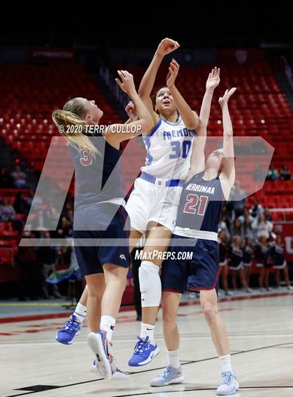 Thumbnail 3 in Herriman vs. Fremont (UHSAA 6A Quarterfinal) photogallery.
