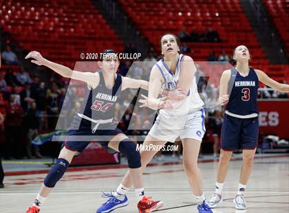 Thumbnail 3 in Herriman vs. Fremont (UHSAA 6A Quarterfinal) photogallery.