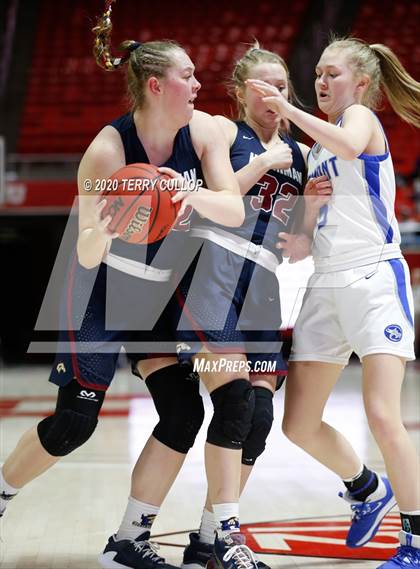 Thumbnail 2 in Herriman vs. Fremont (UHSAA 6A Quarterfinal) photogallery.