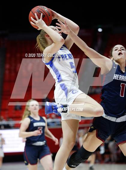 Thumbnail 1 in Herriman vs. Fremont (UHSAA 6A Quarterfinal) photogallery.