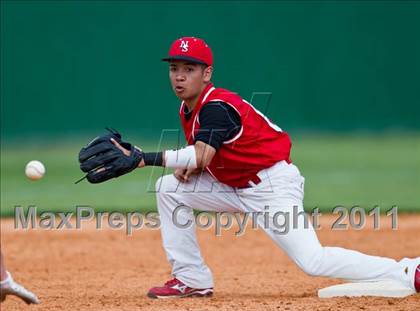Thumbnail 3 in Fort Bend Austin vs North Shore (Alvin Tournament) photogallery.