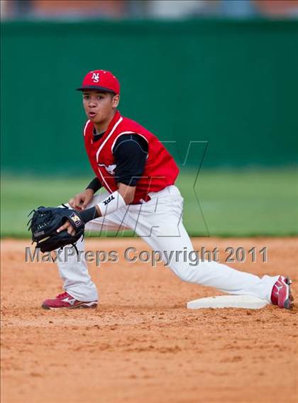 Thumbnail 2 in Fort Bend Austin vs North Shore (Alvin Tournament) photogallery.