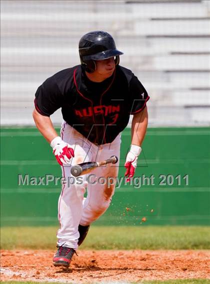 Thumbnail 3 in Fort Bend Austin vs North Shore (Alvin Tournament) photogallery.