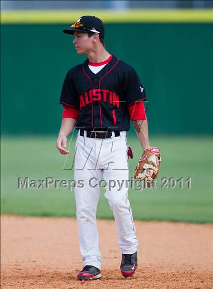 Thumbnail 3 in Fort Bend Austin vs North Shore (Alvin Tournament) photogallery.