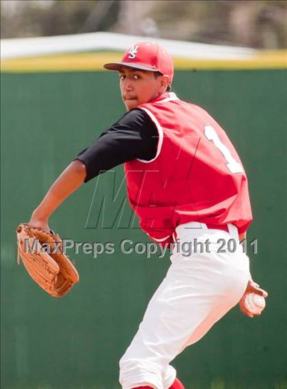 Thumbnail 3 in Fort Bend Austin vs North Shore (Alvin Tournament) photogallery.