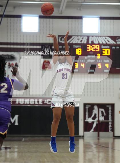 Thumbnail 3 in Marlin vs. Wharton (Aggieland Invitational) photogallery.