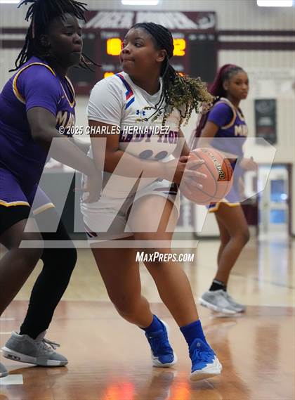Thumbnail 2 in Marlin vs. Wharton (Aggieland Invitational) photogallery.