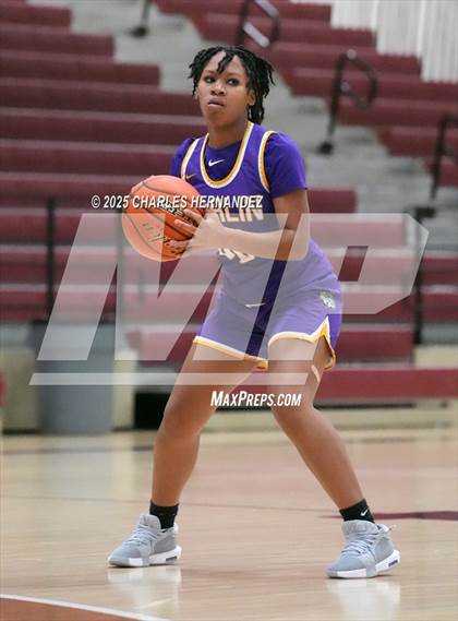 Thumbnail 2 in Marlin vs. Wharton (Aggieland Invitational) photogallery.