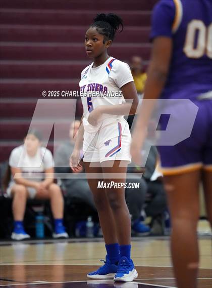 Thumbnail 2 in Marlin vs. Wharton (Aggieland Invitational) photogallery.