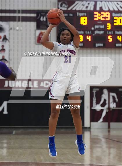 Thumbnail 3 in Marlin vs. Wharton (Aggieland Invitational) photogallery.