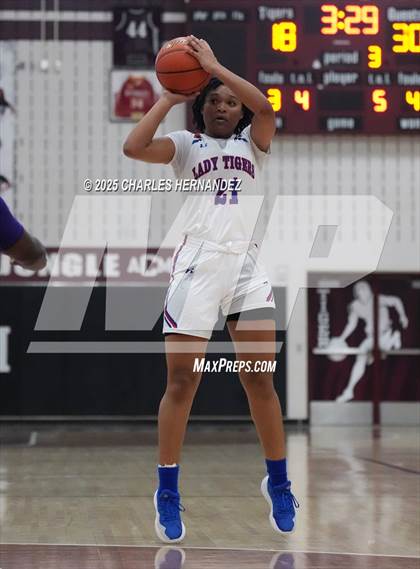Thumbnail 2 in Marlin vs. Wharton (Aggieland Invitational) photogallery.