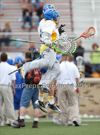 Thumbnail 3 in Niagara-Wheatfield vs. Irondequoit (Class B Regional Final) photogallery.