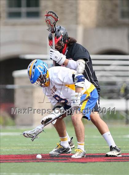 Thumbnail 3 in Niagara-Wheatfield vs. Irondequoit (Class B Regional Final) photogallery.