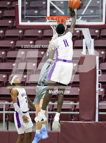 Thumbnail 2 in Lovejoy vs. Hallsville (UIL 5A D II Bi-District Playoff) photogallery.