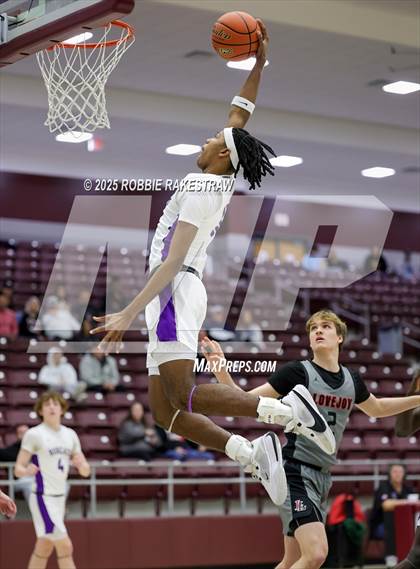 Thumbnail 1 in Lovejoy vs. Hallsville (UIL 5A D II Bi-District Playoff) photogallery.