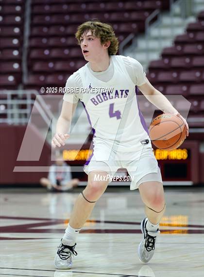 Thumbnail 1 in Lovejoy vs. Hallsville (UIL 5A D II Bi-District Playoff) photogallery.