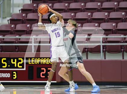 Thumbnail 2 in Lovejoy vs. Hallsville (UIL 5A D II Bi-District Playoff) photogallery.