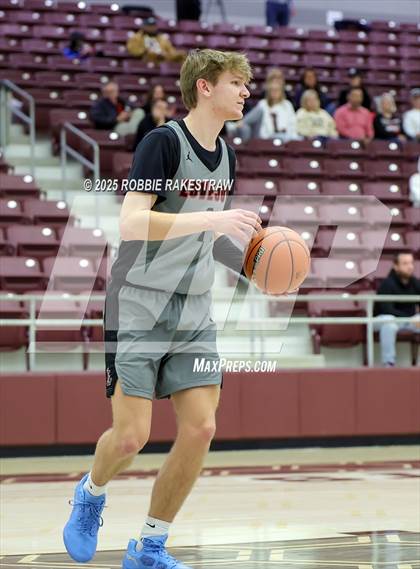Thumbnail 1 in Lovejoy vs. Hallsville (UIL 5A D II Bi-District Playoff) photogallery.