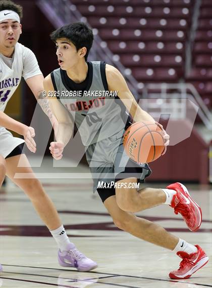 Thumbnail 3 in Lovejoy vs. Hallsville (UIL 5A D II Bi-District Playoff) photogallery.