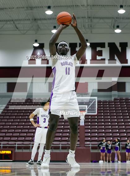 Thumbnail 3 in Lovejoy vs. Hallsville (UIL 5A D II Bi-District Playoff) photogallery.
